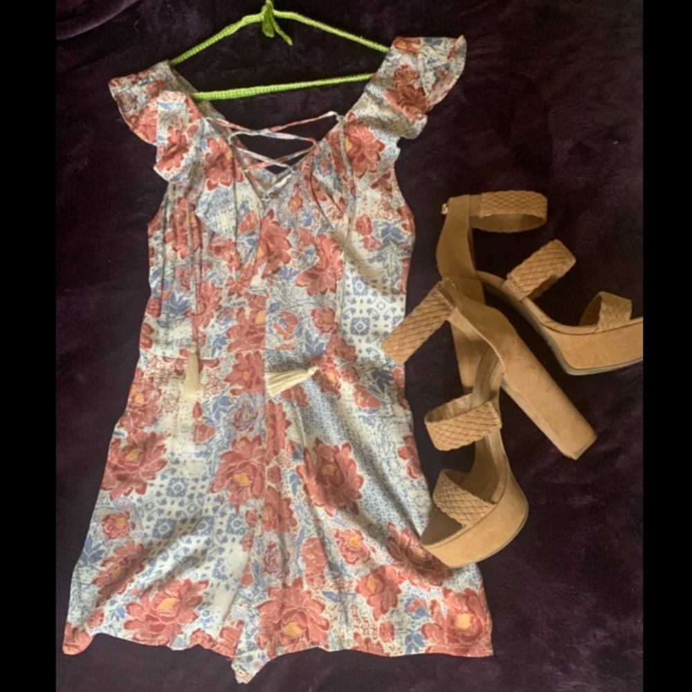 Romper - Picture 4 of 4